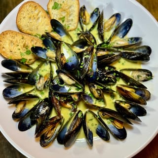 Steamed Mussels
